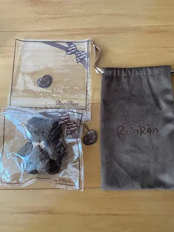 샤오롱 스퀴즈 롱롱