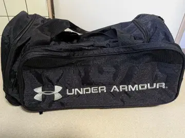 UNDER ARMOUR 블랙 보스턴 백