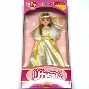 리카짱 인형 벌스데이 파티 드레스