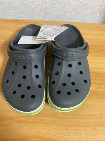 crocs daylites clog 그레이
