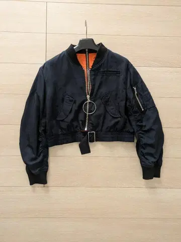 ZARA 숏 기장 MA-1 블루종 블랙 S 크롭 링 지퍼 디자인