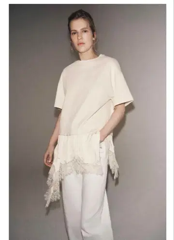 ZARA 레이스 콤비 T셔츠 S 사이즈