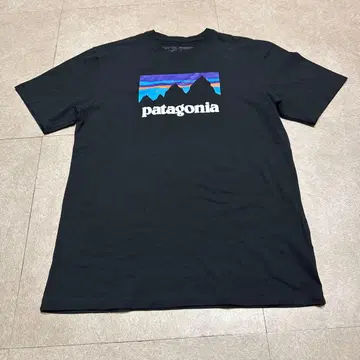 Patagonia 파타고니아 반팔 t셔츠 블랙 로고 S