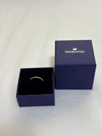 SWAROVSKI Matrix Vittore 반지, 마키스컷