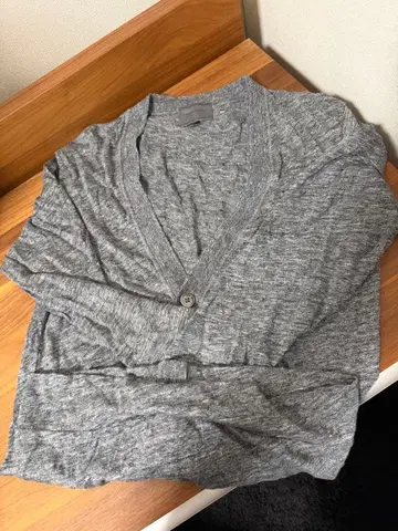 미사용 새상품 UNITED ARROWS 린넨 그레이 가디건 S 사이즈