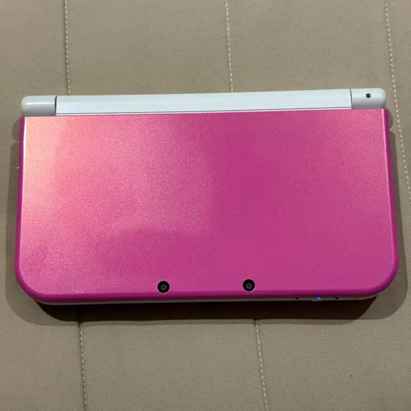 (주말만 이 가격) 뉴 닌텐도 3DS LL 핑크색 뉴큰다수 + 리락쿠마 액세서리