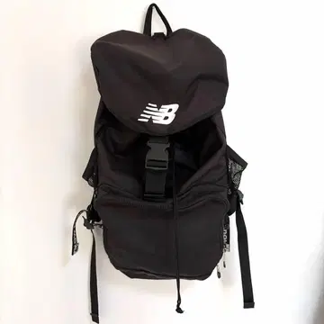 뉴발란스 블랙 백팩