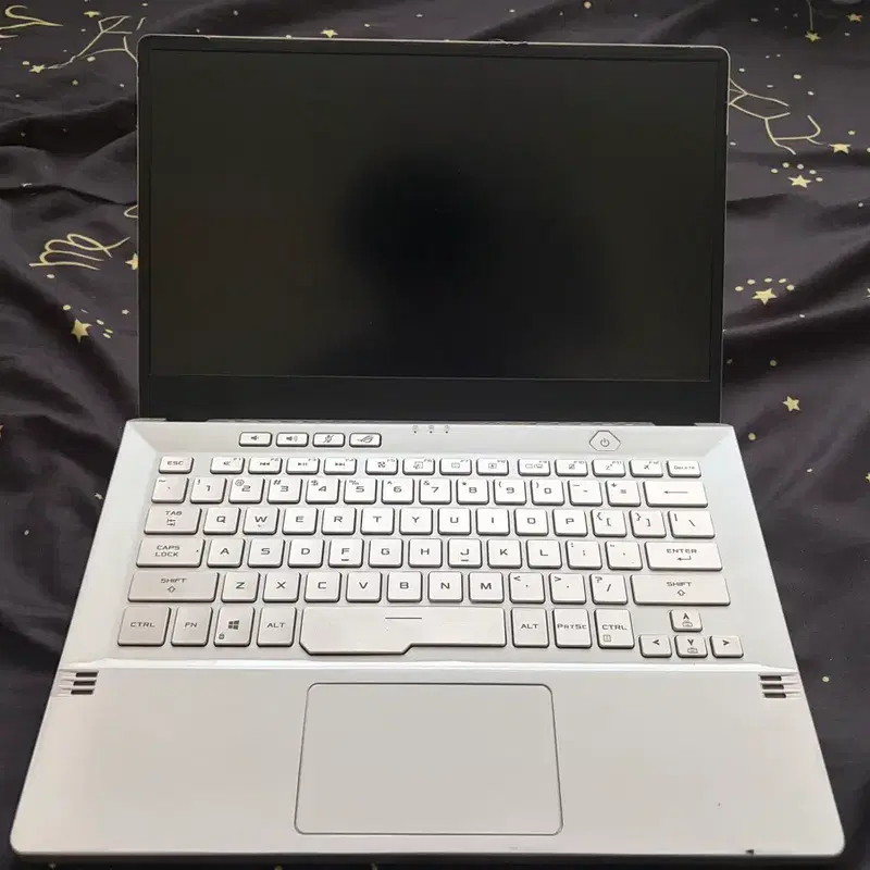 Rog 제피러스 G14