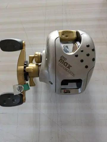 Abu Garcia Pro Max 2000 베이트릴