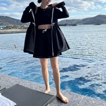 새상품 린카블 후드 부착 래쉬가드 원피스 프리 사이즈 블랙 예약 판매