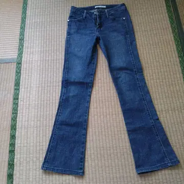 Levi's 501 부츠컷 데님