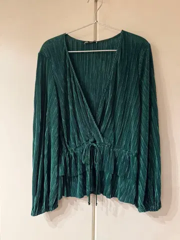 [ 미사용 새상품 ] ZARA 셔링 블라우스