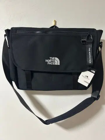 THE NORTH FACE 메신저 백 블랙