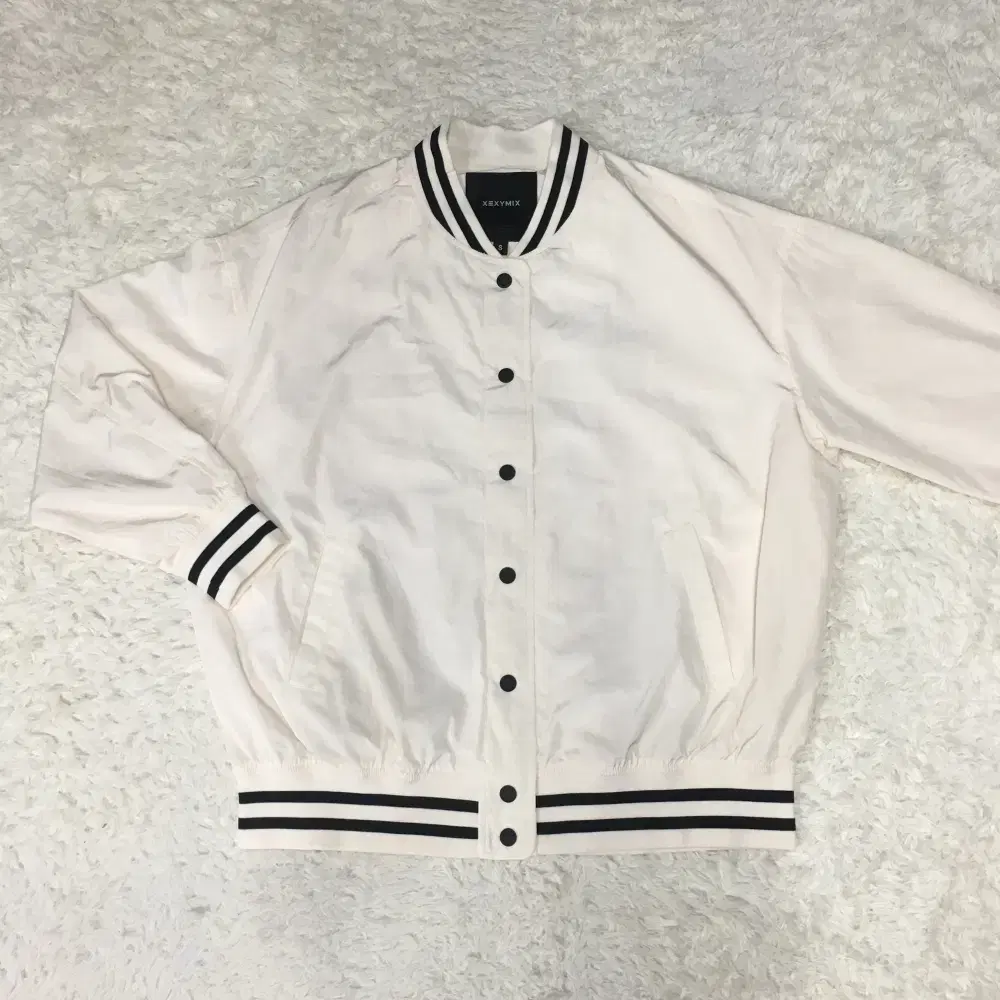 Le Sserafim Peaches Varsity Jacket L #르세라핌,#피치스,#바시티,#르