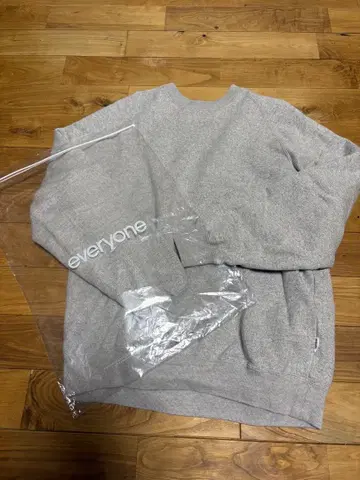 everyone classic crew neck sweat