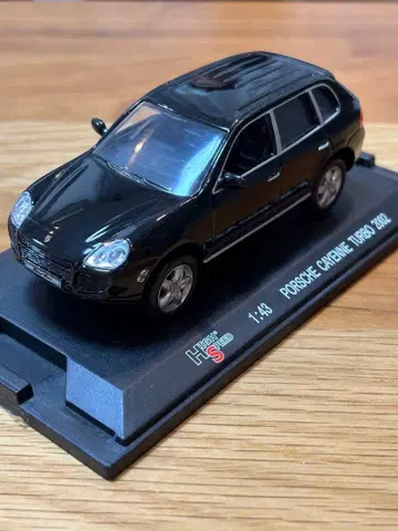 High Speed 1:43 포르쉐 카이엔 터보 2002