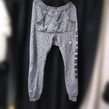 DSQUARED2 그레이 조거 팬츠 데미지 가공