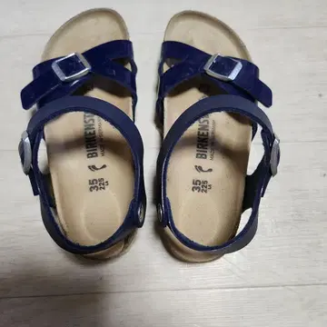 가격 인하! BIRKENSTOCK 네이비 샌들 35