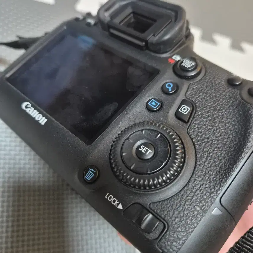 캐논 6D + 50.4mm 렌즈셋트 팝니다