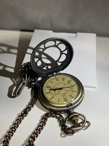 OMEGA 회중시계 since1775