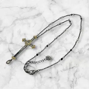 SWAROVSKI 십자가 MILLENNIUM CROSS 목걸이