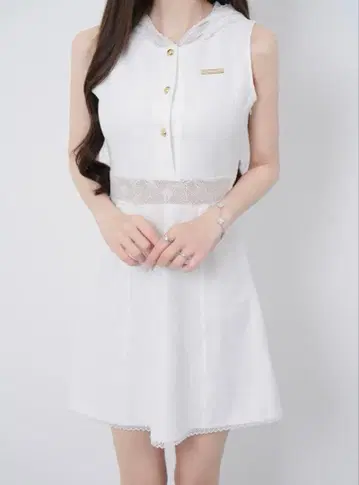 Lumignon 레이스 후디 플레어 드레스 화이트