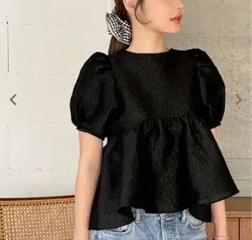 와카나 씨 콜라보 백리본 자카드 블라우스