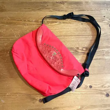미사용품 안나수이 나일론 체어 숄더백