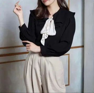 herlipto 러플드 푸시 보우 블라우스