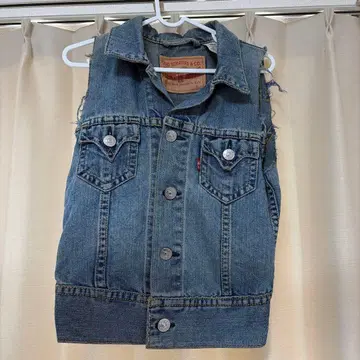 구제 의류 LEVI'S 데님 베스트