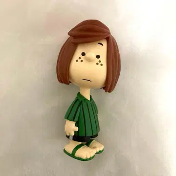 페퍼민트 패티 메디콤토이 울트라 디테일 피규어