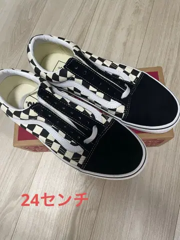 VANS 체크 무늬 스니커즈