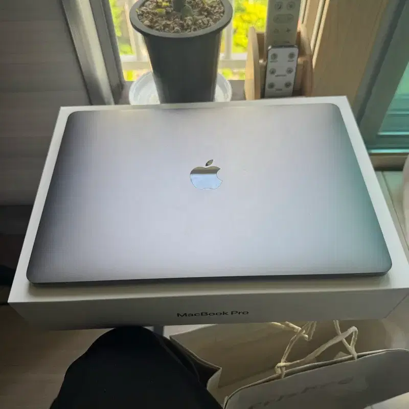 맥북 프로 13m2 2022모델 터치바