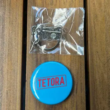 TETORA popup 한정판 키링 캔 배지
