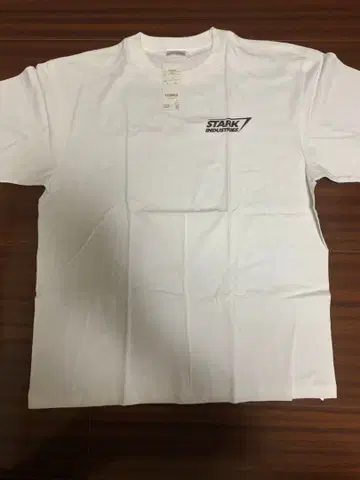 MARVEL STARK EXPO 티셔츠 XL 화이트+캔뱃지 2개