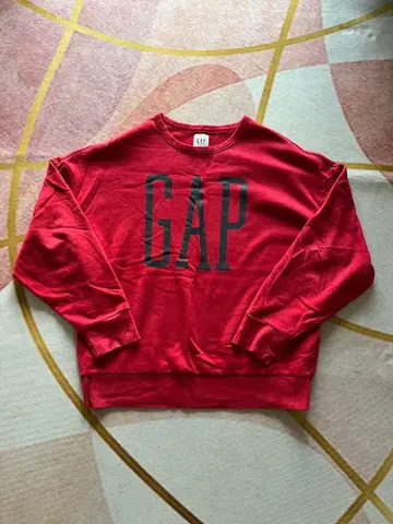 GAP 빨간색 크루넥 트레이닝복