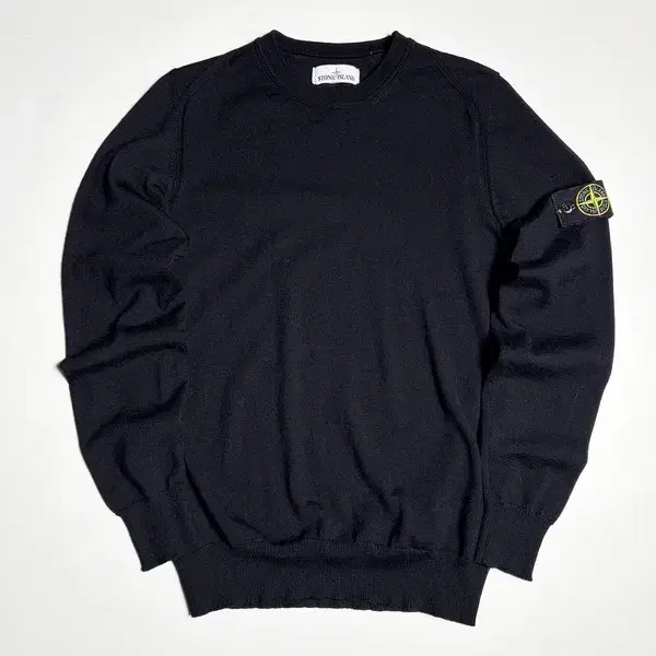 스톤아일랜드 시그니처 와펜 로고 울 니트 R1298