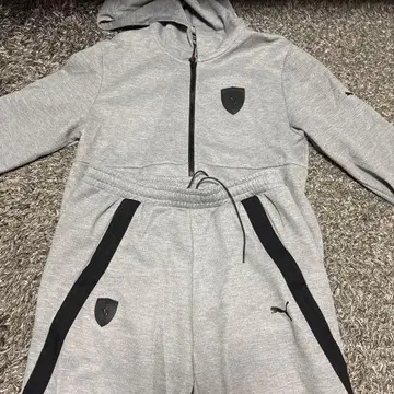 Puma 그레이 집업 후드티