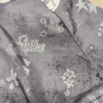 Nike 후드 부착 윈드 브레이커 그레이/블랙
