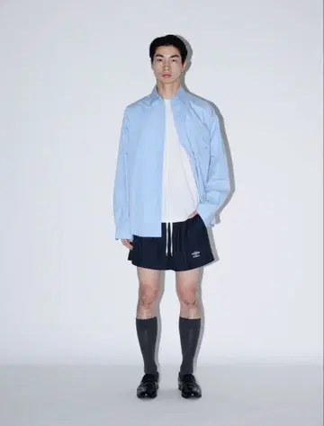 ApartmentThree 닉 축구 반바지