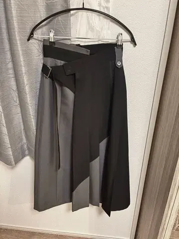 유나이티드 도쿄 스커트