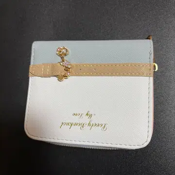 2단 접이식 지갑 스카이블루와 화이트 콤비네이션