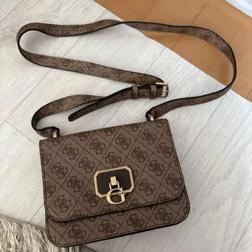 GUESS 백 숄더백