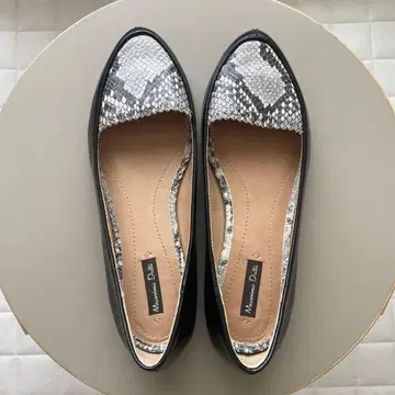 Massimo Dutti 플랫 가죽 슈즈