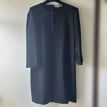 EMILIO PUCCI 리본 달린 블랙 무릎 기장 원피스