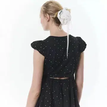Bibiy 로제트 슈슈 화이트 슈슈 비비