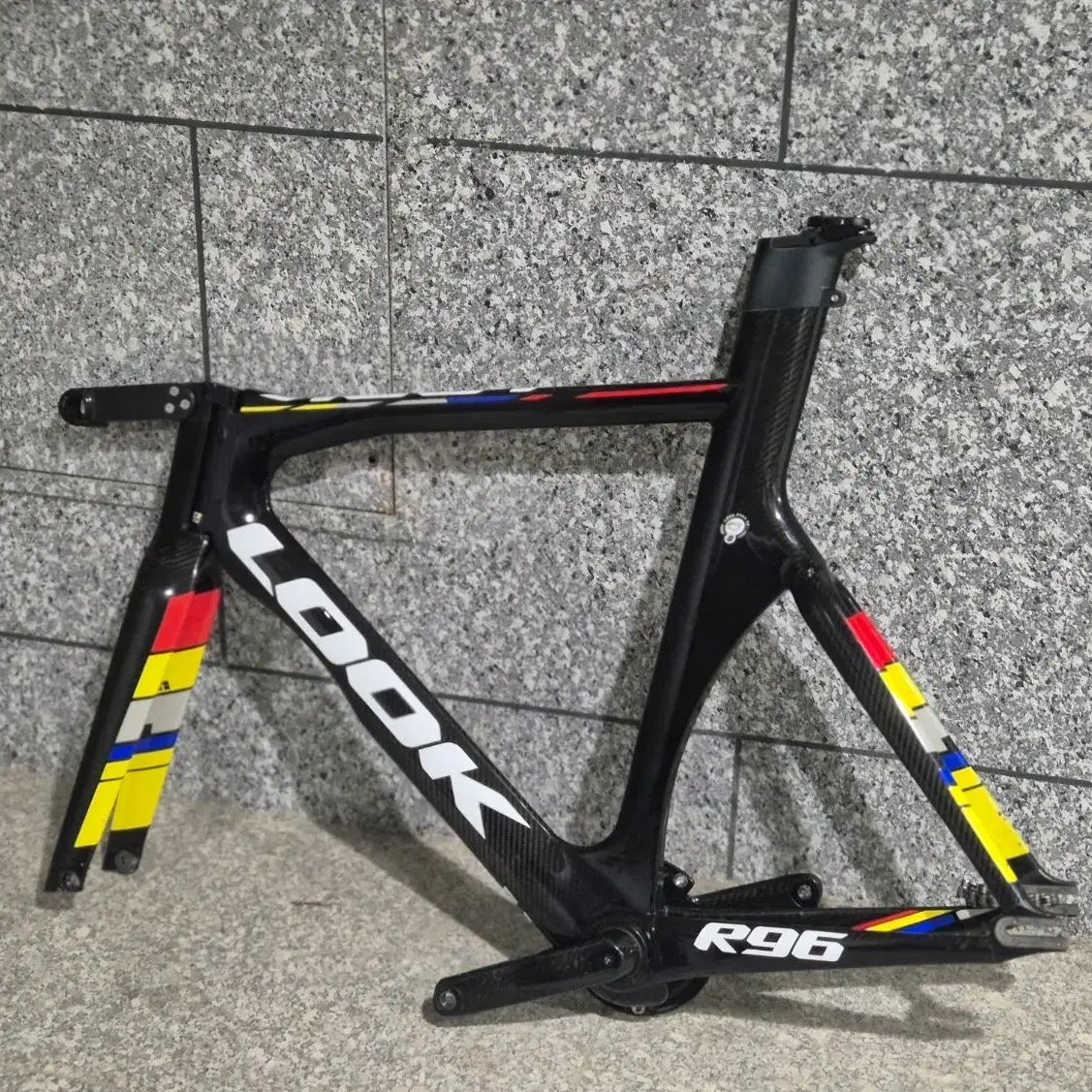 LOOK R96 Speed Evo Frame (Sold) on Bunjang Global Site.