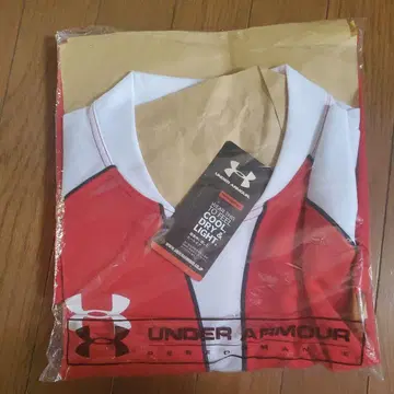 UNDER ARMOUR 히트기어