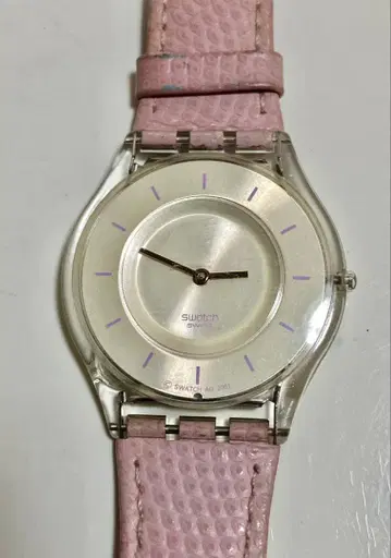 Swatch 손목시계 핑크 가죽 새상품 배터리 교환 새상품급