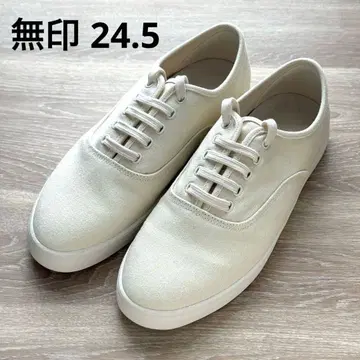 부드러운 깔창을 사용한 발수 캔버스 스니커즈 오프화이트